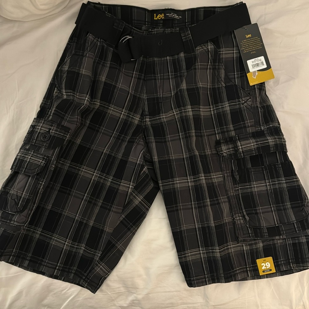 NWT Lee Mens Black Clifton #2183380 Plaid Belted Utility Cargo Shorts Size 29